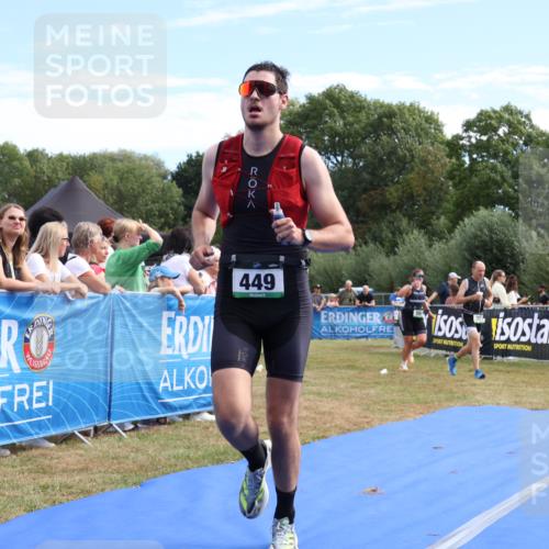 31.08.2025 - Elbe Triathlon Hamburg Strokosch-Dieckow http://msf.ph/oto/8651858 31.08.2025 10:58:31 Ziel 449 meine-sportfotos.de