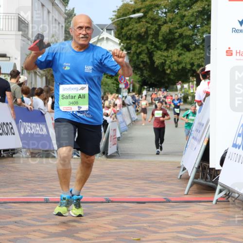 31.08.2025 - 21. Blankeneser Heldenlauf Strokosch-Dieckow http://msf.ph/oto/8651859 31.08.2025 11:12:08 Ziel 3405, 3006, 3408 meine-sportfotos.de