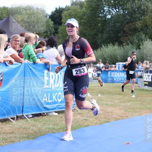 31.08.2025 - Elbe Triathlon Hamburg Strokosch-Dieckow http://msf.ph/oto/8651865 31.08.2025 10:58:52 Ziel 253, 315 meine-sportfotos.de