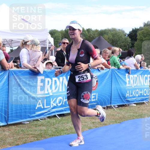 31.08.2025 - Elbe Triathlon Hamburg Strokosch-Dieckow http://msf.ph/oto/8651869 31.08.2025 10:58:52 Ziel 253, 315 meine-sportfotos.de