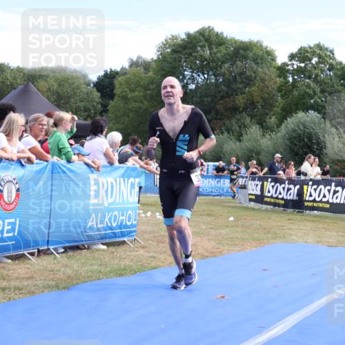 31.08.2025 - Elbe Triathlon Hamburg Strokosch-Dieckow http://msf.ph/oto/8651873 31.08.2025 10:59:05 Ziel 310, 379, 656 meine-sportfotos.de