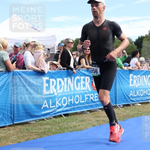 31.08.2025 - Elbe Triathlon Hamburg Strokosch-Dieckow http://msf.ph/oto/8651886 31.08.2025 10:59:11 Ziel 310, 379, 489, 656 meine-sportfotos.de