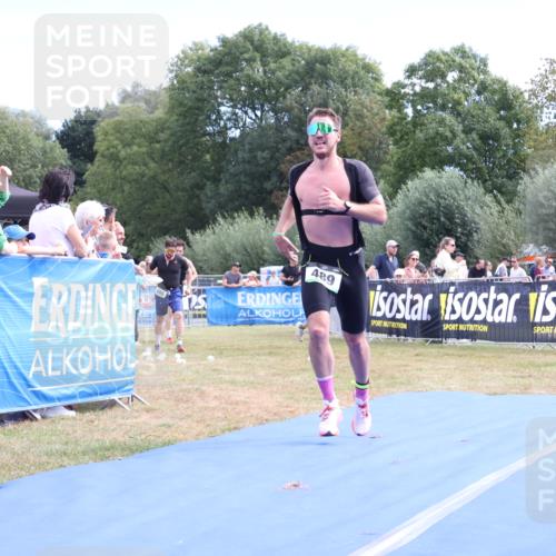 31.08.2025 - Elbe Triathlon Hamburg Strokosch-Dieckow http://msf.ph/oto/8651892 31.08.2025 10:59:16 Ziel 489, 656 meine-sportfotos.de