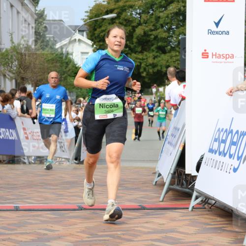 31.08.2025 - 21. Blankeneser Heldenlauf Strokosch-Dieckow http://msf.ph/oto/8651895 31.08.2025 11:12:06 Ziel 3405, 3006, 3408 meine-sportfotos.de