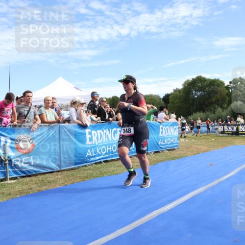 31.08.2025 - Elbe Triathlon Hamburg Strokosch-Dieckow http://msf.ph/oto/8651902 31.08.2025 10:59:35 Ziel 248 meine-sportfotos.de