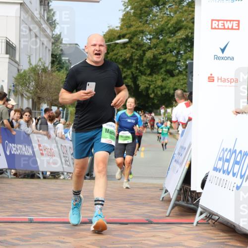 31.08.2025 - 21. Blankeneser Heldenlauf Strokosch-Dieckow http://msf.ph/oto/8651908 31.08.2025 11:12:03 Ziel 3405, 3102, 3250, 3288, 3006, 3408 meine-sportfotos.de