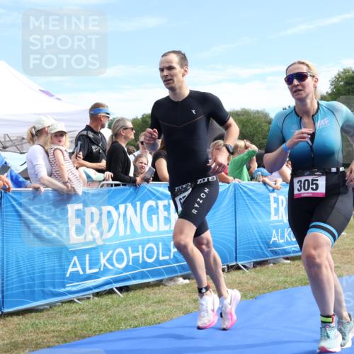 31.08.2025 - Elbe Triathlon Hamburg Strokosch-Dieckow http://msf.ph/oto/8651933 31.08.2025 10:59:55 Ziel 305, 311, 655 meine-sportfotos.de