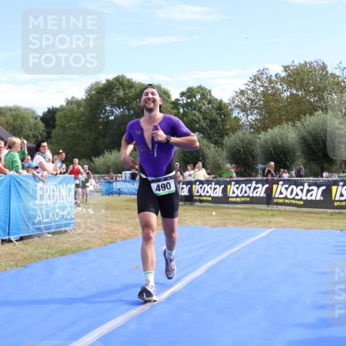 31.08.2025 - Elbe Triathlon Hamburg Strokosch-Dieckow http://msf.ph/oto/8651947 31.08.2025 11:00:41 Ziel 490 meine-sportfotos.de