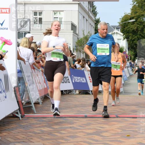 31.08.2025 - 21. Blankeneser Heldenlauf Strokosch-Dieckow http://msf.ph/oto/8651948 31.08.2025 11:11:57 Ziel 3166, 3102, 3250, 3288 meine-sportfotos.de