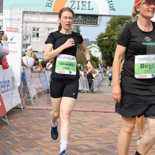 31.08.2025 - 21. Blankeneser Heldenlauf Strokosch-Dieckow http://msf.ph/oto/8651989 31.08.2025 11:11:46 Ziel 3374, 3731, 3668, 3129, 3138, 3552, 3107 meine-sportfotos.de