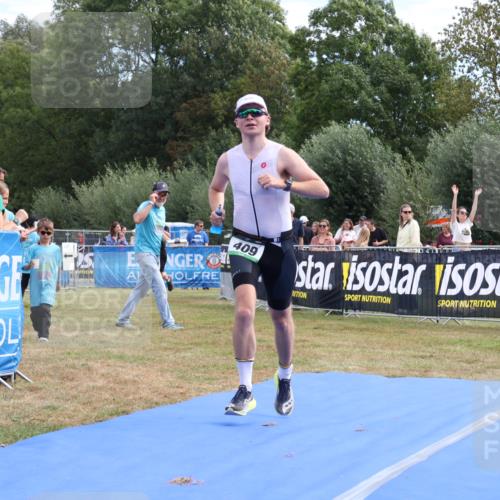 31.08.2025 - Elbe Triathlon Hamburg Strokosch-Dieckow http://msf.ph/oto/8652001 31.08.2025 11:02:35 Ziel 409 meine-sportfotos.de