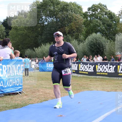 31.08.2025 - Elbe Triathlon Hamburg Strokosch-Dieckow http://msf.ph/oto/8652021 31.08.2025 11:03:27 Ziel 361 meine-sportfotos.de