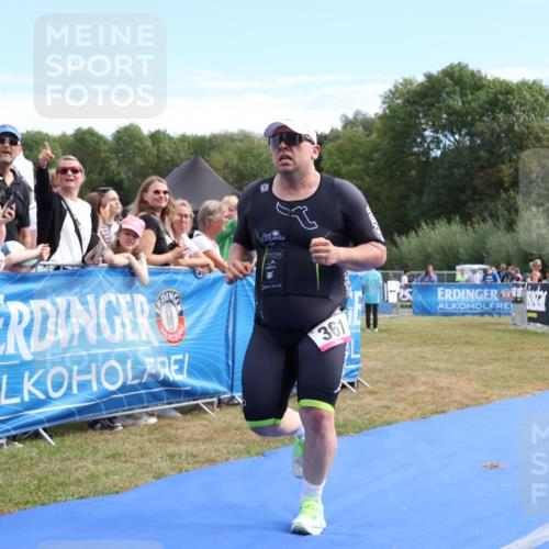 31.08.2025 - Elbe Triathlon Hamburg Strokosch-Dieckow http://msf.ph/oto/8652024 31.08.2025 11:03:28 Ziel 361 meine-sportfotos.de