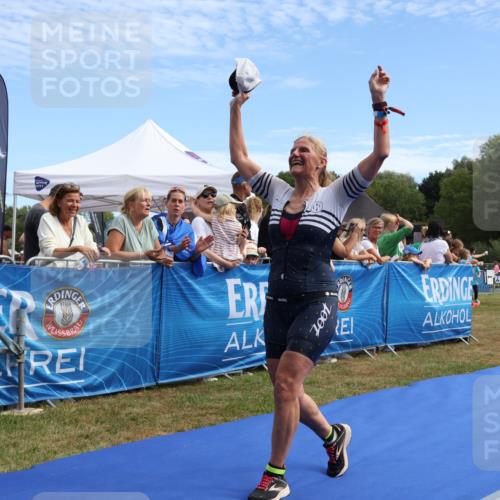 31.08.2025 - Elbe Triathlon Hamburg Strokosch-Dieckow http://msf.ph/oto/8652041 31.08.2025 11:03:44 Ziel 292 meine-sportfotos.de