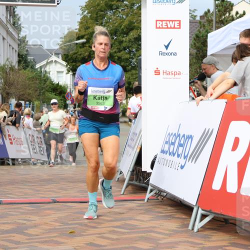 31.08.2025 - 21. Blankeneser Heldenlauf Strokosch-Dieckow http://msf.ph/oto/8652058 31.08.2025 11:11:34 Ziel 3563, 3129, 3138, 3684, 3663 meine-sportfotos.de