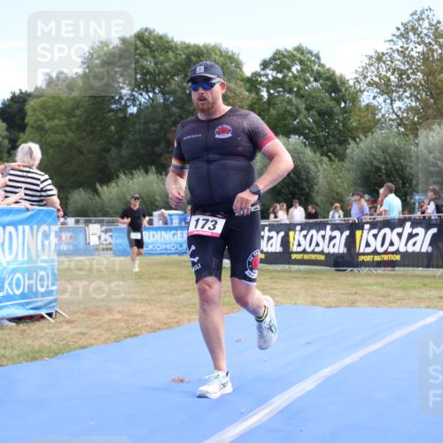 31.08.2025 - Elbe Triathlon Hamburg Strokosch-Dieckow http://msf.ph/oto/8652066 31.08.2025 11:04:21 Ziel 173, 285 meine-sportfotos.de
