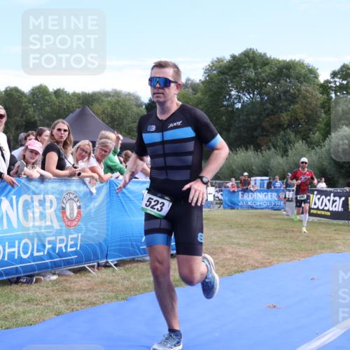 31.08.2025 - Elbe Triathlon Hamburg Strokosch-Dieckow http://msf.ph/oto/8652087 31.08.2025 11:05:04 Ziel 523, 614, 695 meine-sportfotos.de