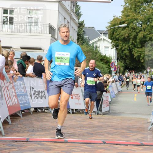 31.08.2025 - 21. Blankeneser Heldenlauf Strokosch-Dieckow http://msf.ph/oto/8652104 31.08.2025 11:11:22 Ziel 3290, 3593, 3199 meine-sportfotos.de