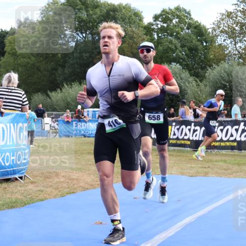 31.08.2025 - Elbe Triathlon Hamburg Strokosch-Dieckow http://msf.ph/oto/8652105 31.08.2025 11:05:16 Ziel 410, 658 meine-sportfotos.de