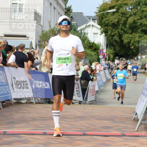 31.08.2025 - 21. Blankeneser Heldenlauf Strokosch-Dieckow http://msf.ph/oto/8652131 31.08.2025 11:11:17 Ziel 3290, 3593 meine-sportfotos.de