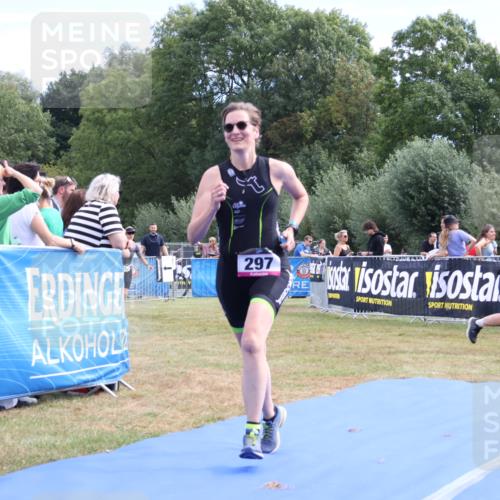31.08.2025 - Elbe Triathlon Hamburg Strokosch-Dieckow http://msf.ph/oto/8652133 31.08.2025 11:06:04 Ziel 297, 636, 957 meine-sportfotos.de