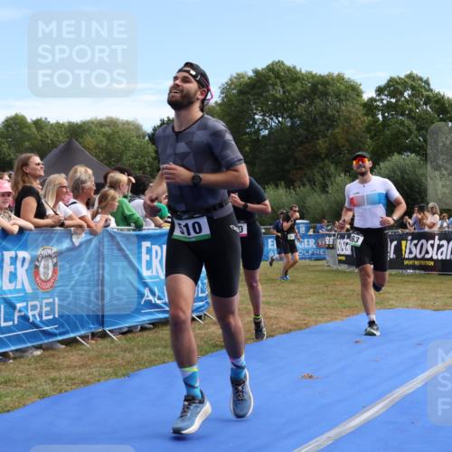 31.08.2025 - Elbe Triathlon Hamburg Strokosch-Dieckow http://msf.ph/oto/8652151 31.08.2025 11:06:41 Ziel 250, 463, 510 meine-sportfotos.de