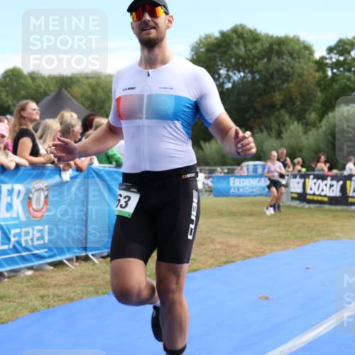 31.08.2025 - Elbe Triathlon Hamburg Strokosch-Dieckow http://msf.ph/oto/8652158 31.08.2025 11:06:44 Ziel 250, 463, 510 meine-sportfotos.de