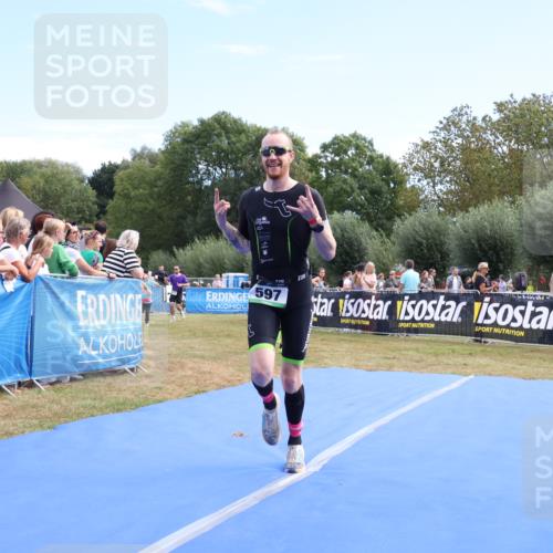 31.08.2025 - Elbe Triathlon Hamburg Strokosch-Dieckow http://msf.ph/oto/8652162 31.08.2025 11:06:57 Ziel 597, 938 meine-sportfotos.de