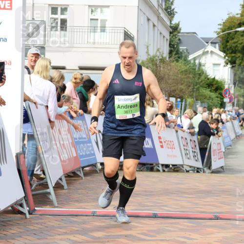 31.08.2025 - 21. Blankeneser Heldenlauf Strokosch-Dieckow http://msf.ph/oto/8652175 31.08.2025 11:10:55 Ziel 3321, 3611 meine-sportfotos.de