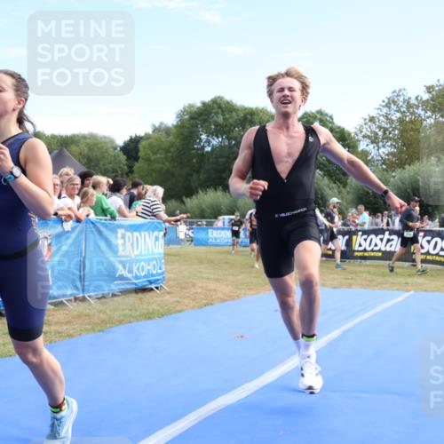 31.08.2025 - Elbe Triathlon Hamburg Strokosch-Dieckow http://msf.ph/oto/8652177 31.08.2025 11:07:10 Ziel 256, 286, 414, 611 meine-sportfotos.de