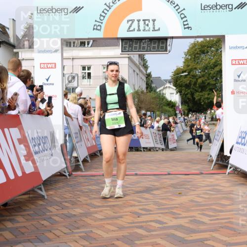 31.08.2025 - 21. Blankeneser Heldenlauf Strokosch-Dieckow http://msf.ph/oto/8652188 31.08.2025 11:10:50 Ziel 3321, 3618 meine-sportfotos.de