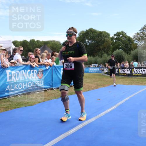 31.08.2025 - Elbe Triathlon Hamburg Strokosch-Dieckow http://msf.ph/oto/8652189 31.08.2025 11:07:19 Ziel 286, 547 meine-sportfotos.de