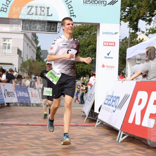 31.08.2025 - 21. Blankeneser Heldenlauf Strokosch-Dieckow http://msf.ph/oto/8652218 31.08.2025 11:10:41 Ziel 3701, 3592, 3420, 3515, 3618 meine-sportfotos.de