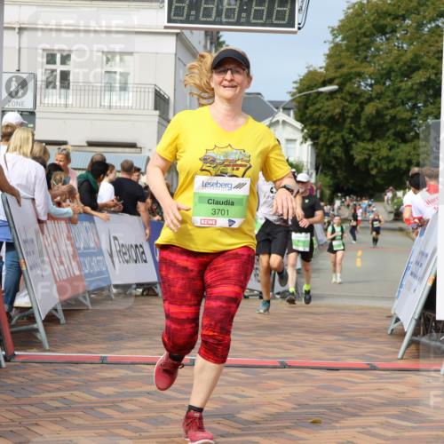 31.08.2025 - 21. Blankeneser Heldenlauf Strokosch-Dieckow http://msf.ph/oto/8652231 31.08.2025 11:10:39 Ziel 3701, 3592, 3420, 3515, 3281, 3455, 3618 meine-sportfotos.de