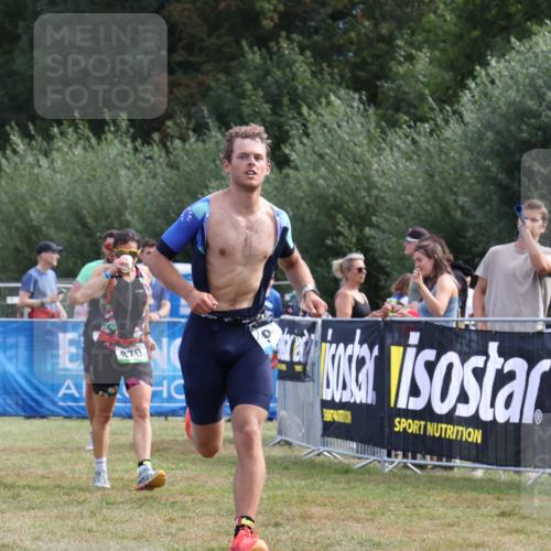 31.08.2025 - Elbe Triathlon Hamburg Strokosch-Dieckow http://msf.ph/oto/8652245 31.08.2025 11:08:37 Ziel 289, 493, 944, 1133 meine-sportfotos.de