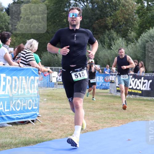 31.08.2025 - Elbe Triathlon Hamburg Strokosch-Dieckow http://msf.ph/oto/8652259 31.08.2025 11:08:48 Ziel 289, 493, 515 meine-sportfotos.de