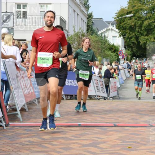 31.08.2025 - 21. Blankeneser Heldenlauf Strokosch-Dieckow http://msf.ph/oto/8652269 31.08.2025 11:10:31 Ziel 3465, 3349, 3515, 3281, 3455 meine-sportfotos.de