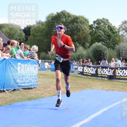31.08.2025 - Elbe Triathlon Hamburg Strokosch-Dieckow http://msf.ph/oto/8652270 31.08.2025 11:09:00 Ziel 393, 395 meine-sportfotos.de