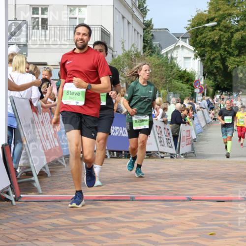 31.08.2025 - 21. Blankeneser Heldenlauf Strokosch-Dieckow http://msf.ph/oto/8652275 31.08.2025 11:10:31 Ziel 3465, 3349, 3515, 3281, 3455 meine-sportfotos.de