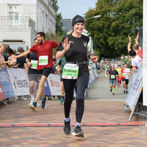 31.08.2025 - 21. Blankeneser Heldenlauf Strokosch-Dieckow http://msf.ph/oto/8652279 31.08.2025 11:10:29 Ziel 3465, 3349, 3281, 3455 meine-sportfotos.de