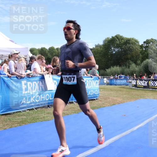 31.08.2025 - Elbe Triathlon Hamburg Strokosch-Dieckow http://msf.ph/oto/8652281 31.08.2025 11:09:16 Ziel 394, 531, 1007 meine-sportfotos.de