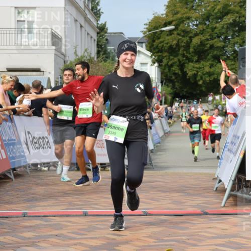 31.08.2025 - 21. Blankeneser Heldenlauf Strokosch-Dieckow http://msf.ph/oto/8652286 31.08.2025 11:10:29 Ziel 3465, 3349, 3281, 3455 meine-sportfotos.de