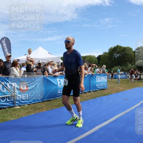 31.08.2025 - Elbe Triathlon Hamburg Strokosch-Dieckow http://msf.ph/oto/8652291 31.08.2025 11:09:29 Ziel 590, 1078 meine-sportfotos.de