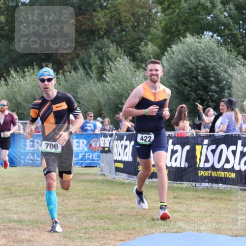 31.08.2025 - Elbe Triathlon Hamburg Strokosch-Dieckow http://msf.ph/oto/8652301 31.08.2025 11:09:43 Ziel 422, 700 meine-sportfotos.de