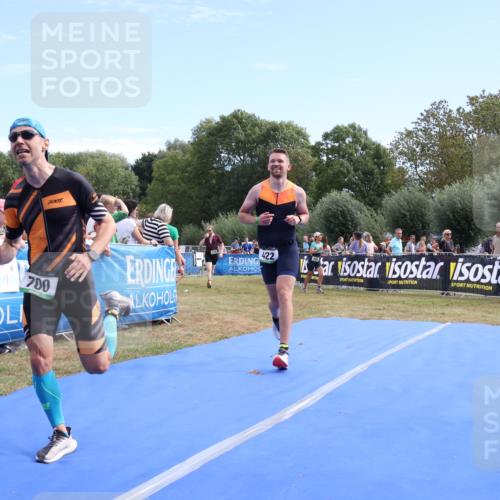 31.08.2025 - Elbe Triathlon Hamburg Strokosch-Dieckow http://msf.ph/oto/8652308 31.08.2025 11:09:45 Ziel 422, 700 meine-sportfotos.de