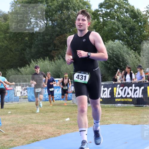 31.08.2025 - Elbe Triathlon Hamburg Strokosch-Dieckow http://msf.ph/oto/8652327 31.08.2025 11:10:32 Ziel 431, 469, 528, 1067, 1081 meine-sportfotos.de