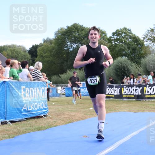 31.08.2025 - Elbe Triathlon Hamburg Strokosch-Dieckow http://msf.ph/oto/8652329 31.08.2025 11:10:33 Ziel 431, 469, 528, 1067, 1081, 1149 meine-sportfotos.de
