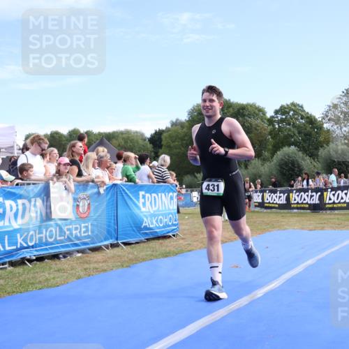 31.08.2025 - Elbe Triathlon Hamburg Strokosch-Dieckow http://msf.ph/oto/8652330 31.08.2025 11:10:33 Ziel 431, 469, 528, 1067, 1081, 1149 meine-sportfotos.de