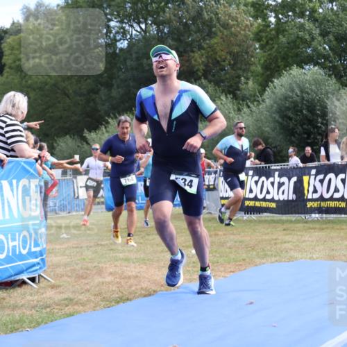 31.08.2025 - Elbe Triathlon Hamburg Strokosch-Dieckow http://msf.ph/oto/8652357 31.08.2025 11:10:45 Ziel 455, 534, 659, 1023, 1149 meine-sportfotos.de