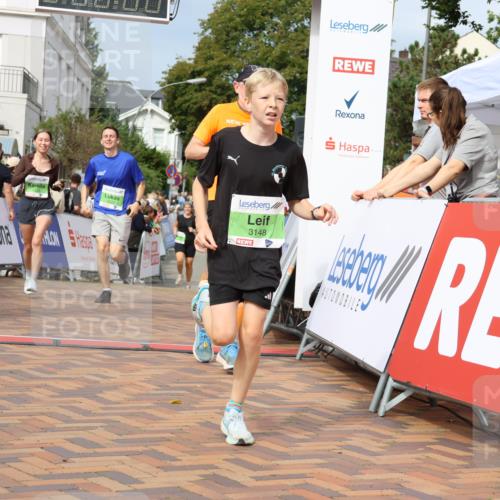 31.08.2025 - 21. Blankeneser Heldenlauf Strokosch-Dieckow http://msf.ph/oto/8652363 31.08.2025 11:10:13 Ziel 3148, 3222, 3221, 3139, 3386, 3137, 3013 meine-sportfotos.de